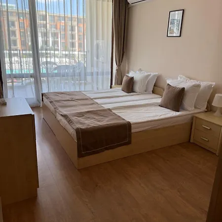 Apartment Premier болгария первая линия с бесплатная парковка и мини аквапарк анимация