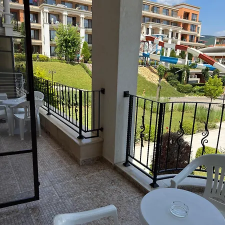 Apartment Premier болгария первая линия с бесплатная парковка и мини аквапарк анимация Sveti Vlas