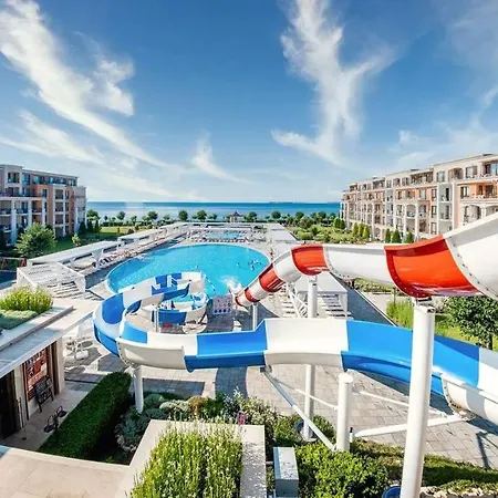 Apartment Premier болгария первая линия с бесплатная парковка и мини аквапарк анимация